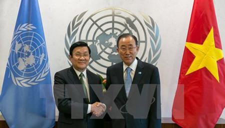 Chủ tịch nước Trương Tấn Sang gặp Tổng thư ký Liên hợp quốc Ban Ki-moon. 
